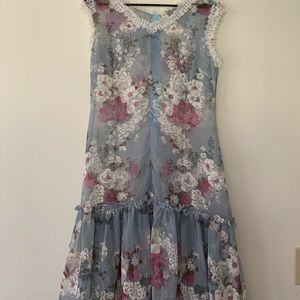 Woman’s Floral Top